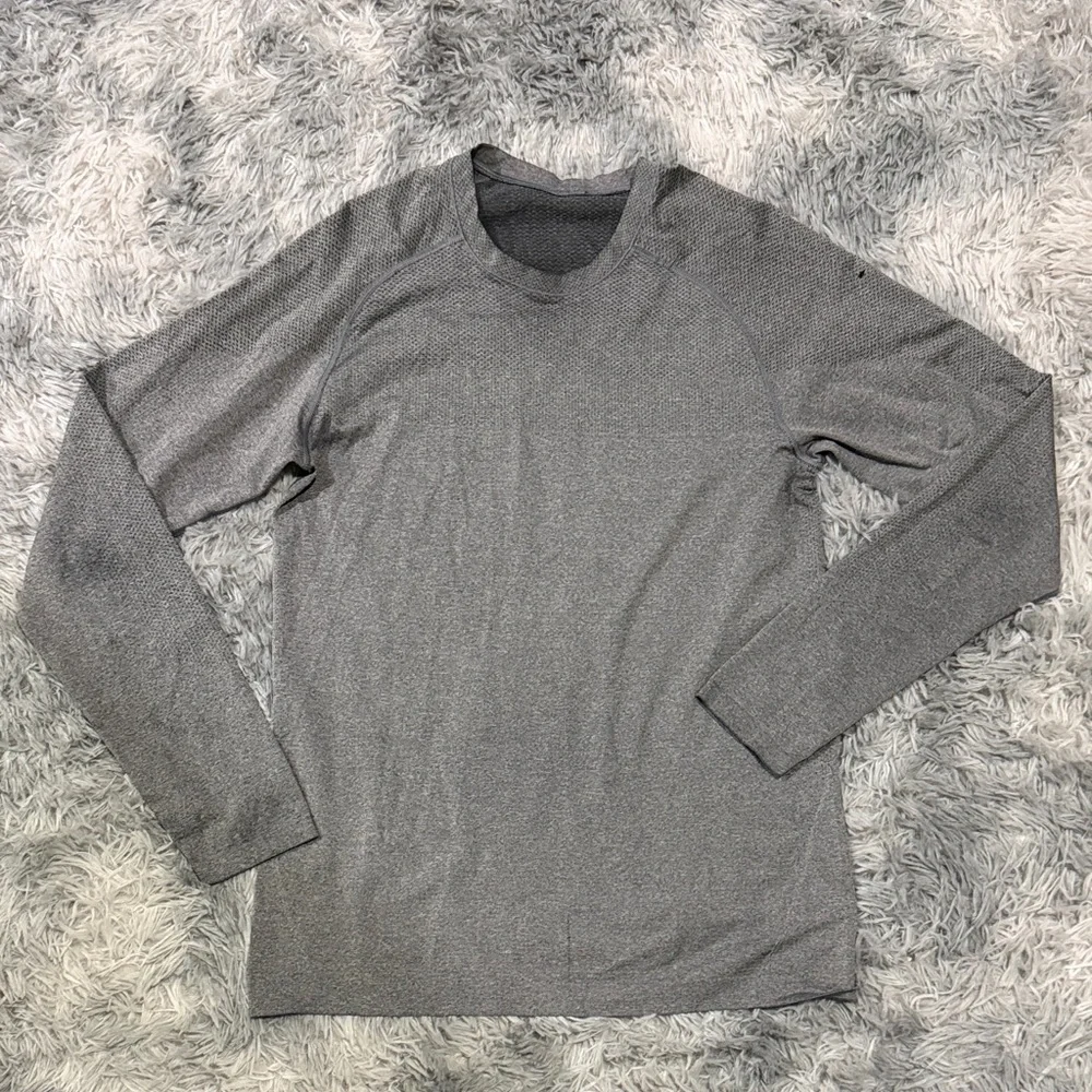 Lululemon shirt small used long sleeve gray